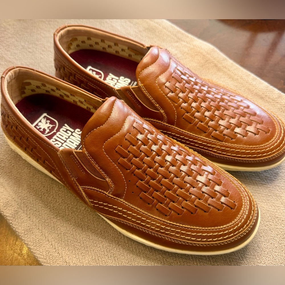 Stacy Adams Tan Woven Loafers for Men
Size 11M